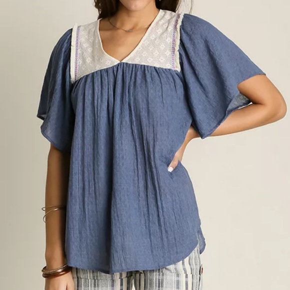 Umgee Tops - Umgee Blue Boho Top w/ White Lace Detail